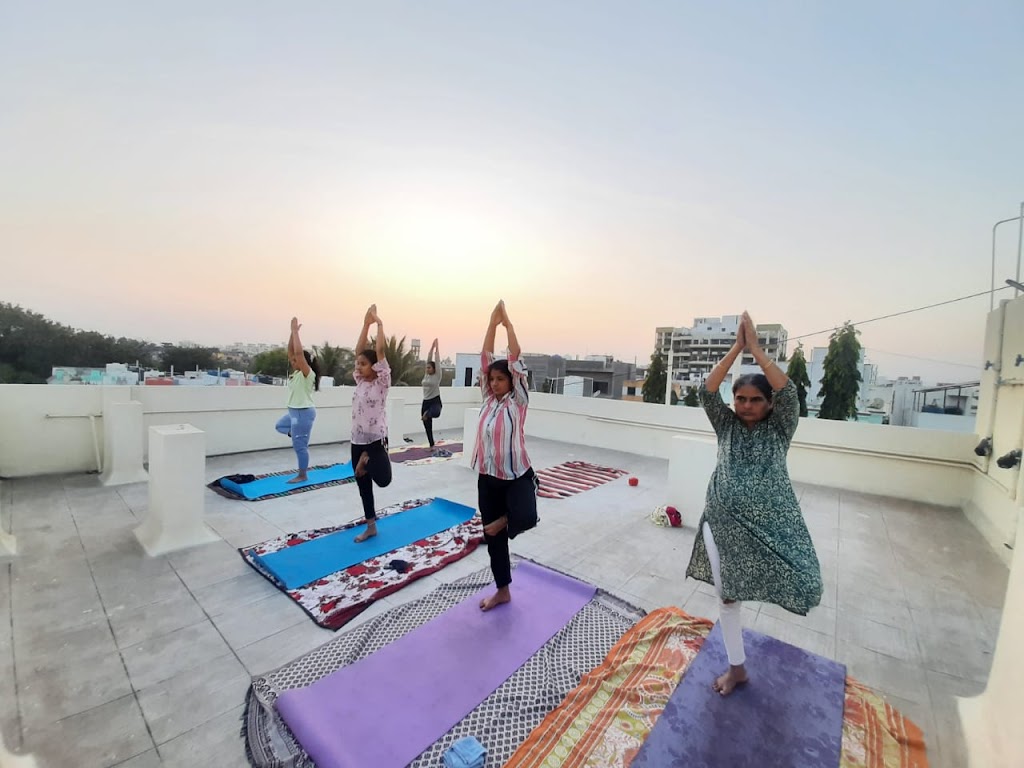 Yog Sanskar Varg Yoga Class In Solapur