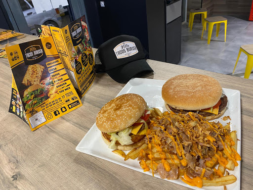 Photo 3 - VILLA TACOS BURGER