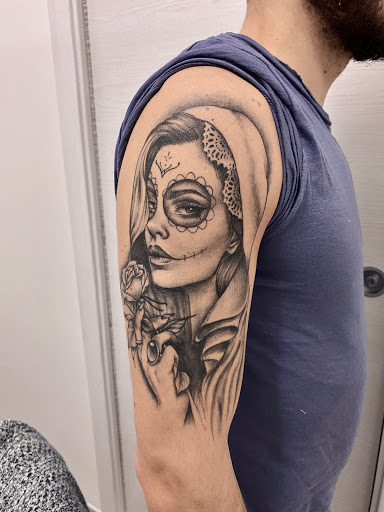 Her_tattooartist Gallery - Italy