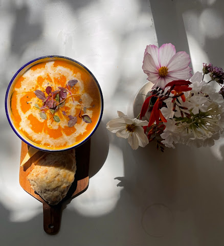 White Post Cafe by null