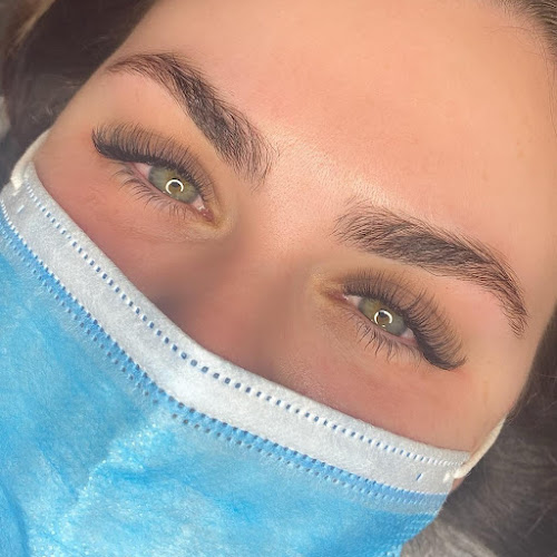 Fabulash Beauty Plymouth - Beauty salon