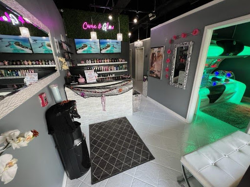 L.A. TAN/ SORÉ WELLNESS