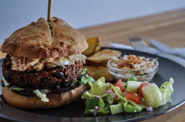 LYR Speciality Coffee and Food