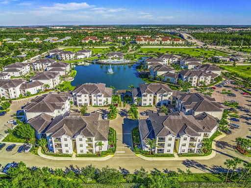 Estero Oaks - Visual