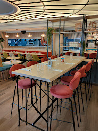 Photo n°26 de Histoire De à Puteaux (Pub)