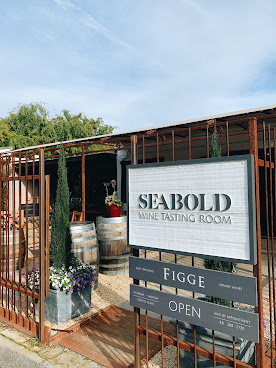 Seabold Cellars by null