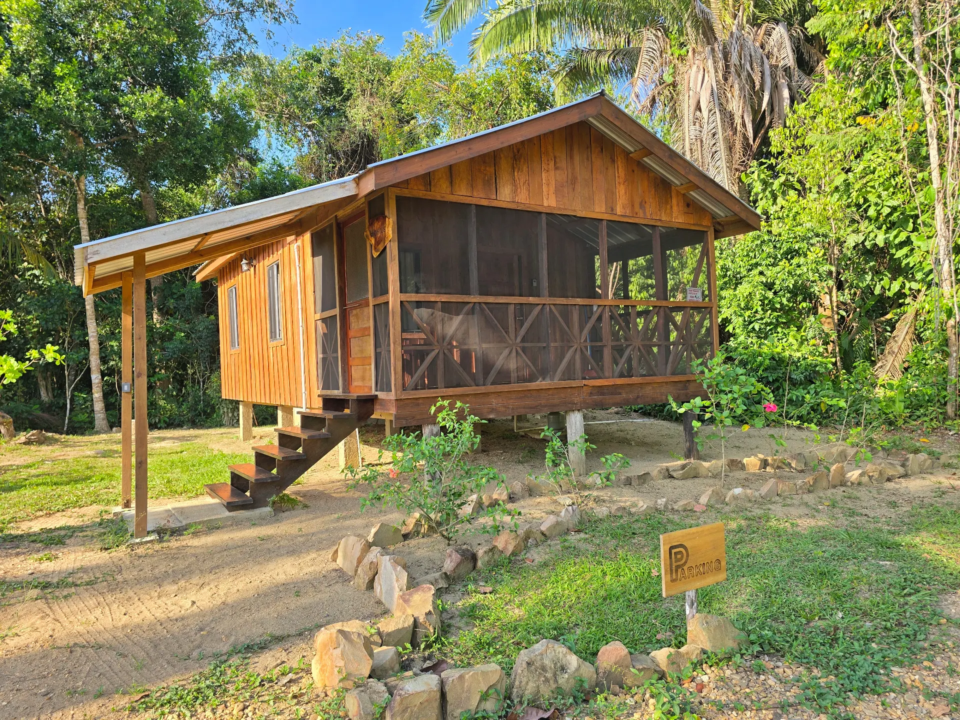 Freshwater Creek Cabanas