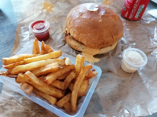 Photo 5 - Fresh Fast Food