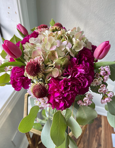 Blooms and Poodles Online Flower Shop