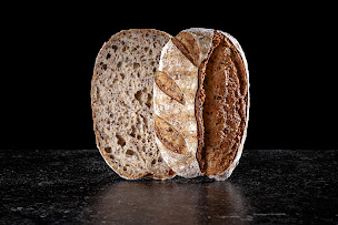 Photo n°1 de Mathéo Chastel - Boulangerie bio - fournil du Dauphiné à Crest (Boulangerie)