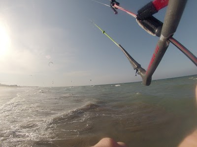 photo of Kitesurfing-Lessons.com (KLO)