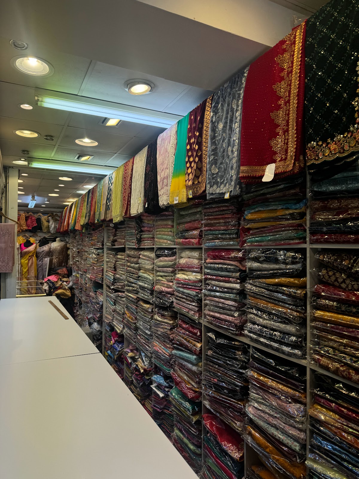 UNIQUE SAREES