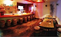 Girls Bar B.Bee（ガールズバービービー）