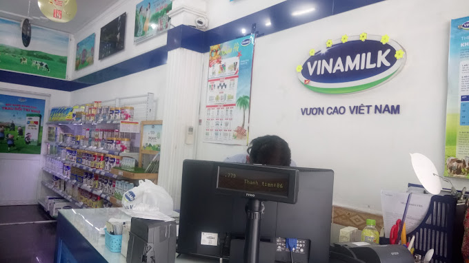 CH sữa VINAMILK 234A Khánh Hội Q4