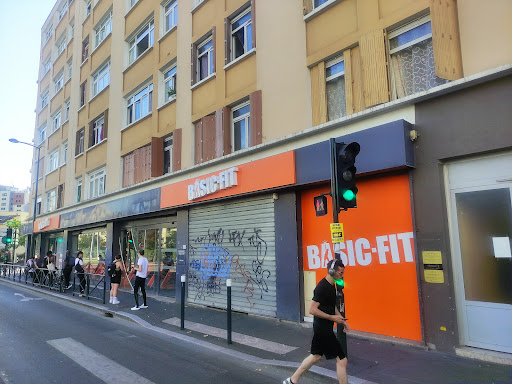 Basic-Fit Asnieres-sur-Seine Avenue de la Redoute - Thumbnail