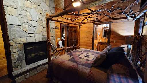 Cherokee Mountain Cabins - Thumbnail