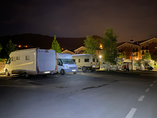 Autokarabanen Aparkalekua - Thumbnail
