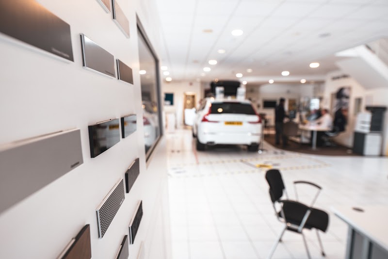 Invicta Subaru Crawley, Bosch Service Centre photo 2
