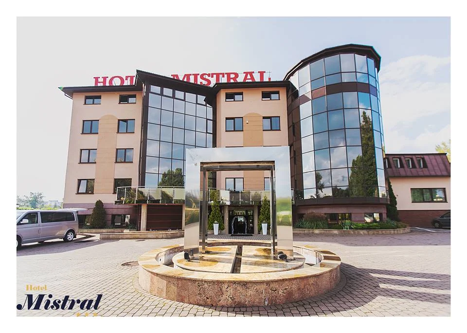 Restauracja i Hotel Mistral