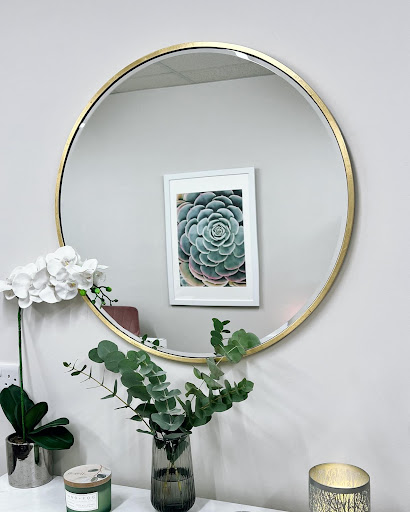 Holistic Health & Beauty - Annabel Forrest - Thumbnail