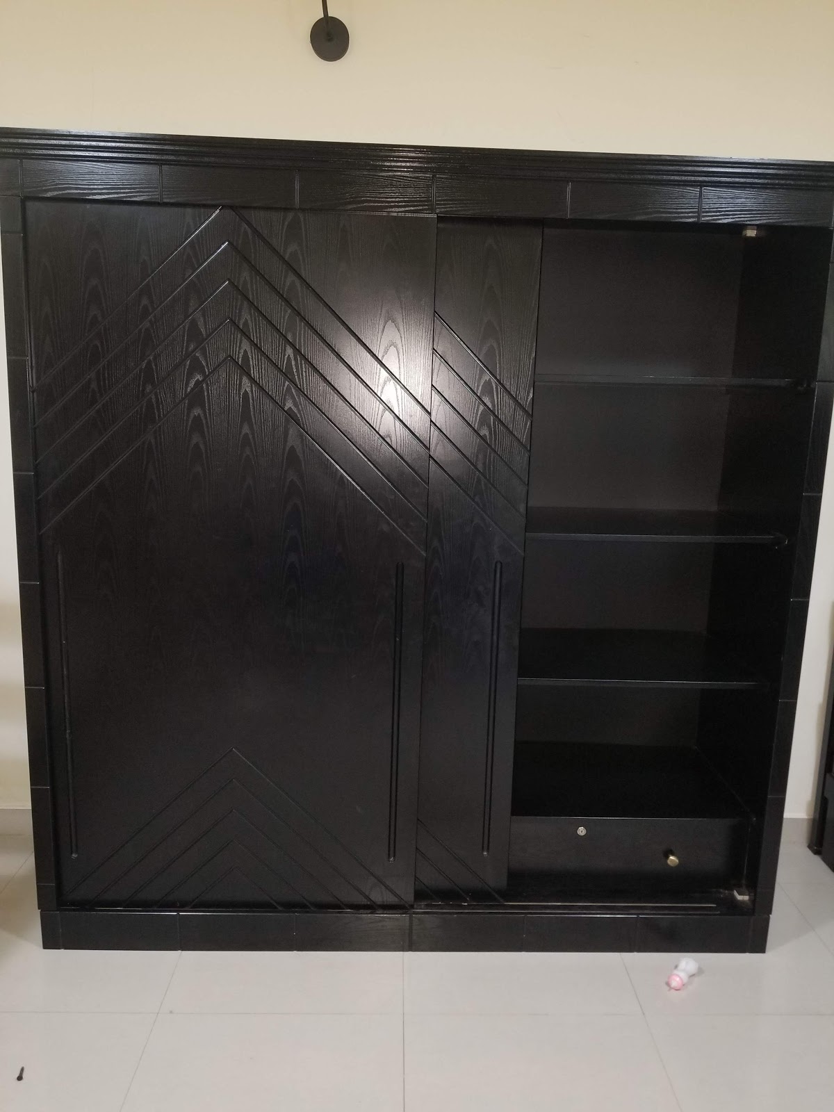 Used furniture buying and selling sharjah - صورة 3