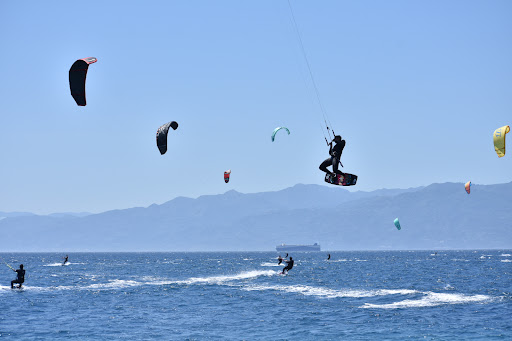 Snowfamily Kiteschool - Punta Pellaro Corsi kitesurf IKO - Thumbnail