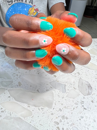 VS nails inc - Visual