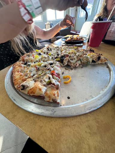 Little Sahara Pizzeria & Pub - Thumbnail