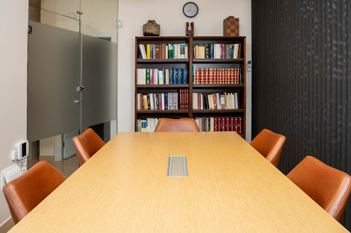 González Barrios. Abogados