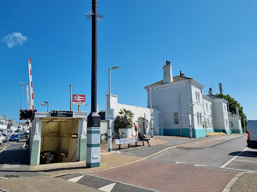 Portslade - Visual