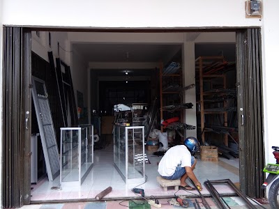 Photos of Toko Toni Alumunium