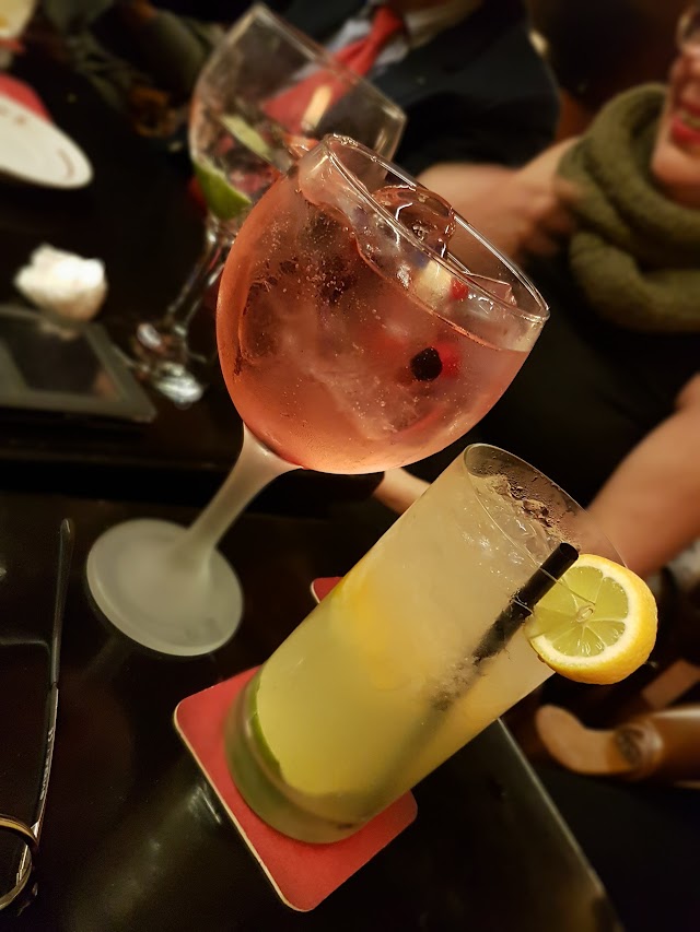 Gin Tonic Bar La Ruleta