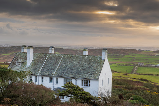 Tan Y Cytiau Holiday Home