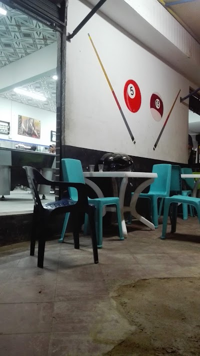 bar