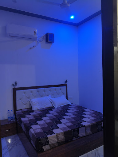 Comfortable stay in Narnaund city with peacefully environment and families safety rooms with city… post image