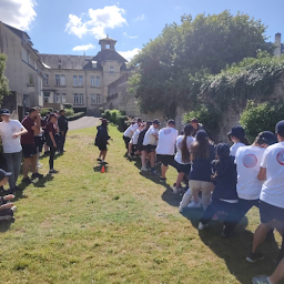 Photo n°3 de La maison du château (Aroéven Hauts-de-France) à Coucy-le-Château-Auffrique (Camp d'été)