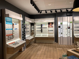 Photo n°13 de Opticien Abbeville - Centre Ville - Krys à Abbeville (Magasin de lunettes de soleil)