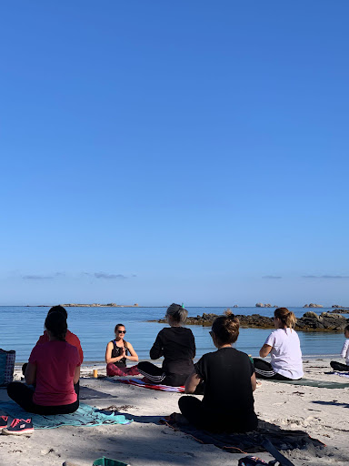 Ô Yoga Avec Karol' Yoga À Landéda, Aber Wrac'h Et Massage Du Ventre & Shiatsu Assis - Thumbnail