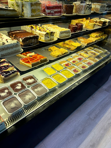 Petek Patisserie London - Thumbnail