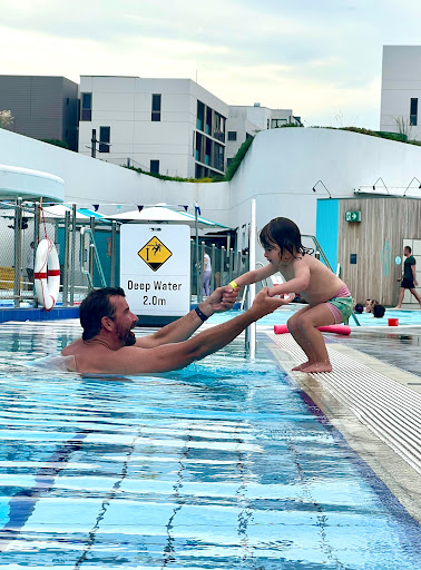 Swimly | Gold Class Swimming Lessons - Thumbnail