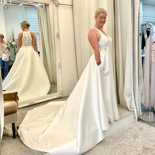 Kate's Alterations - Visual