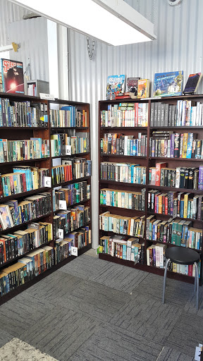 Salisbury second hand bookshop - Thumbnail