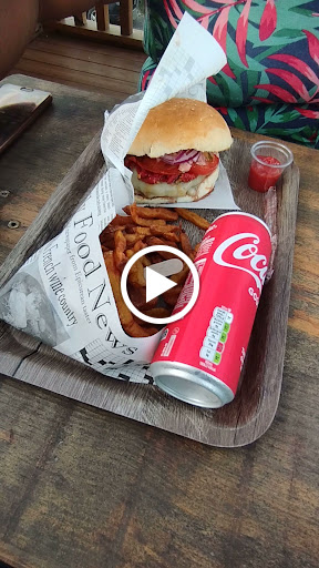 Photo 2 - Aloha beach burger