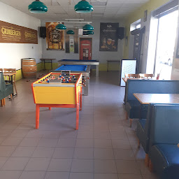 Photo n°22 de Au Café du Large à Dunkerque (Salle de billard)