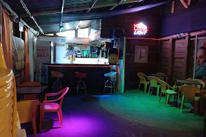 Viticos bar y discoteca image