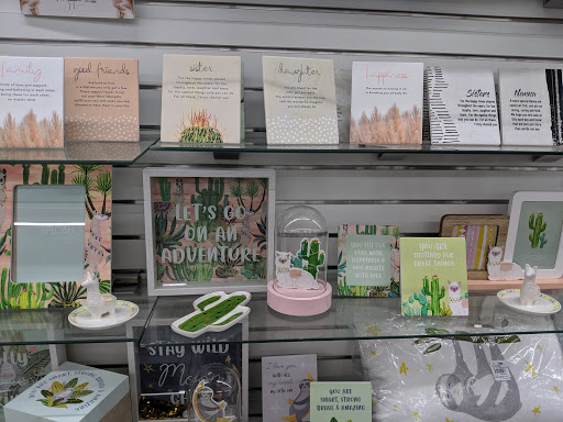 Dymocks Werribee - Visual