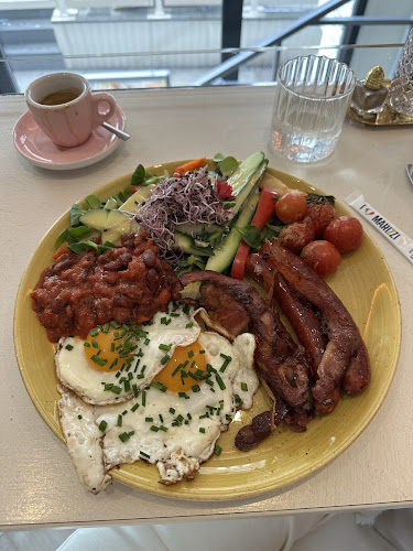 Nad Piekarnią Cafe & Bistrot - Kawiarnia