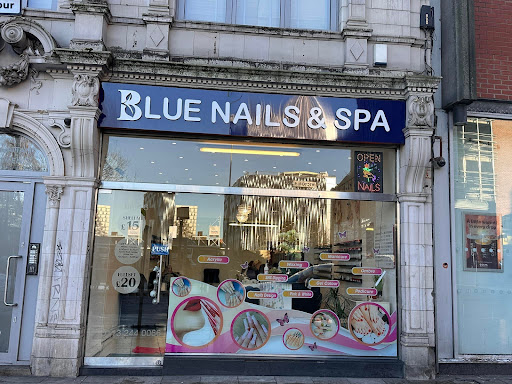 Blue Nails and Spa