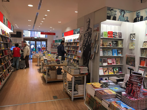 Feltrinelli Librerie - Visual