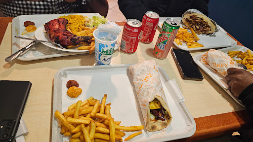 Photo 3 - Fast 'N' Tasty